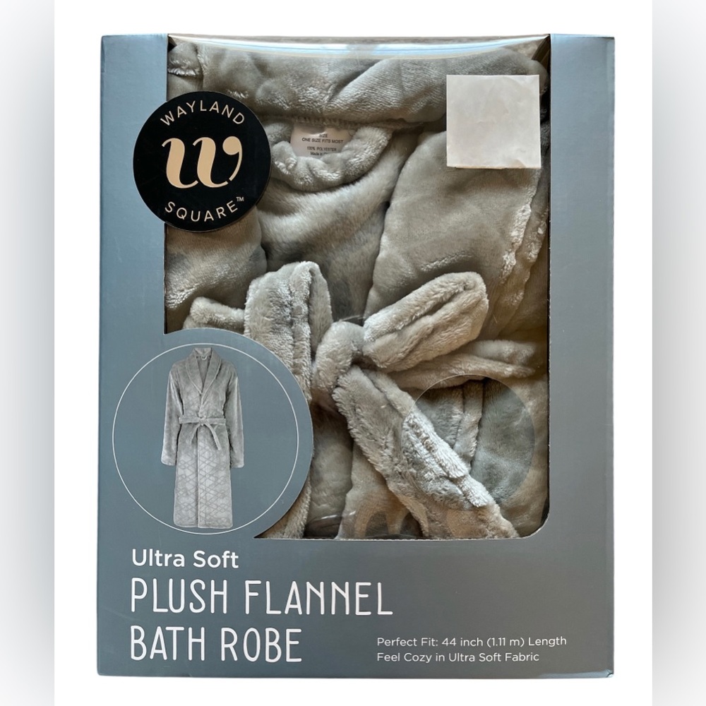 Women’s Gray Ultra Soft Warm Plush Flannel Bath Robe Great Gift Ready